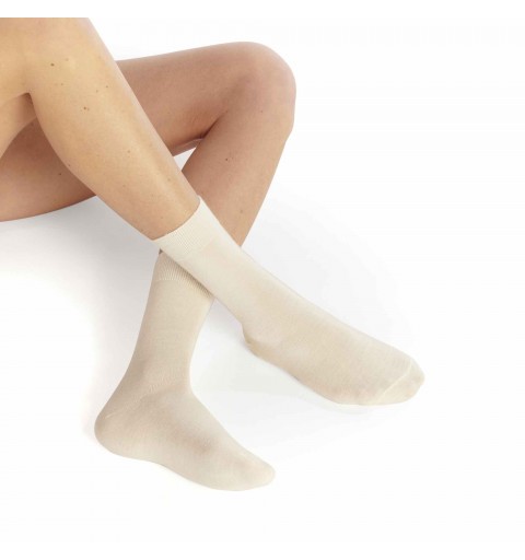 Chaussettes laine écru femme