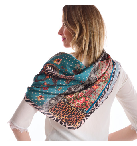 Foulard DUB & DRINO fond ocre et cyan, motifs zèbre et un éléphant, cadre zébré