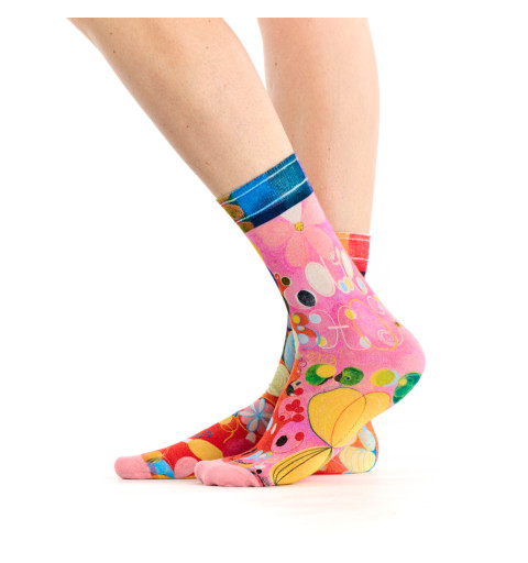 Chaussettes Les dix plus grands de la marque Ruban Rouge, inspirées de l'œuvre de Hilma af Klint