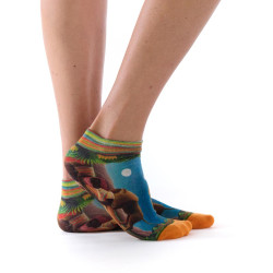Socquettes femme Ruban Rouge, bambou, bleu brun vert, motif La bohémienne endormie, Douanier Rousseau.