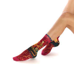 Chaussettes femme Ruban Rouge, bambou, rouge vert beige, motif La Dame à la licorne, tapisserie médiévale.