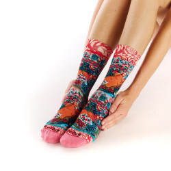 Ruban Rouge, Femme indienne, viscose de bambou, rose turquoise rouge, motif figuratif et décoratif, Raoul Dufy.