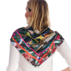 Foulard Artistes Ernst Ludwig Kirchner 70x70cm, motif expressionniste multicolore, dominantes vert et rose