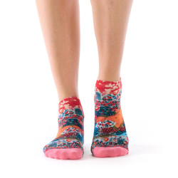 Ruban Rouge, Femme indienne, socquettes ultra-courtes femme, viscose de bambou, rose turquoise rouge, motif figuratif et floral.