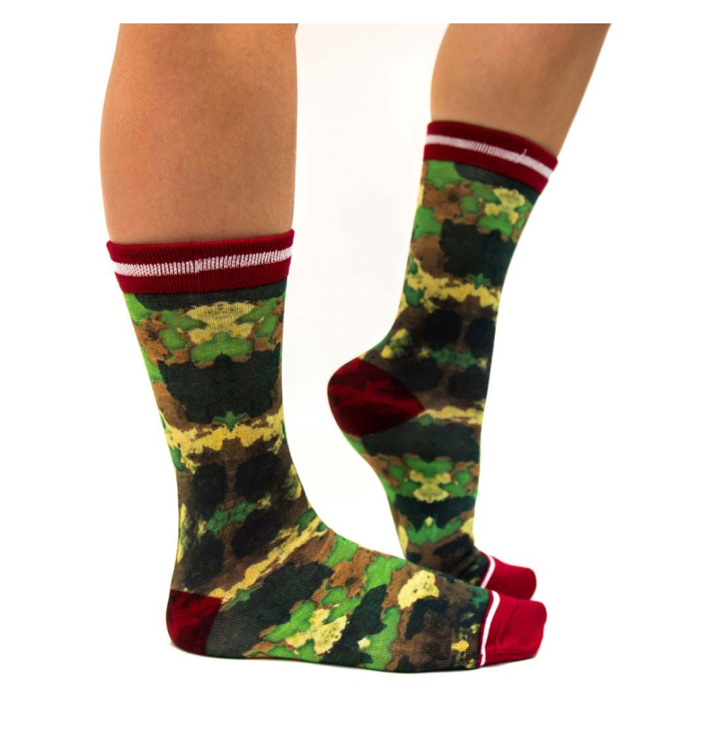 deux chaussettes imprimées camouflage deux chaussettes imprimées camouflage