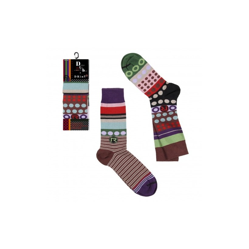 2 paires de chaussettes rayures avec leur emballage 2 paires de chaussettes rayures avec leur emballage
