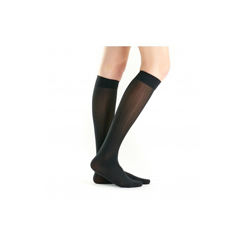 Lot de 2 paires de mi-bas femme épais en mousse noire marque Clio Lot de 2 paires de mi-bas femme épais en mousse noire marque Clio