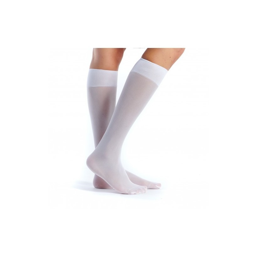 Lot de 2 paires de mi-bas mousse 40 deniers blanc marque Clio Lot de 2 paires de mi-bas mousse 40 deniers blanc marque Clio