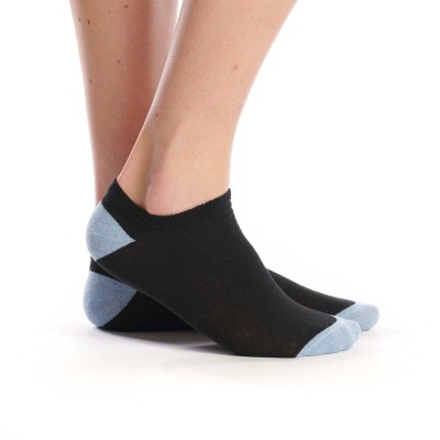 socquette noires recyclée marque Tore pointe et talon bleu