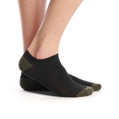 socquette noires recyclée marque Tore pointe et talon kaki